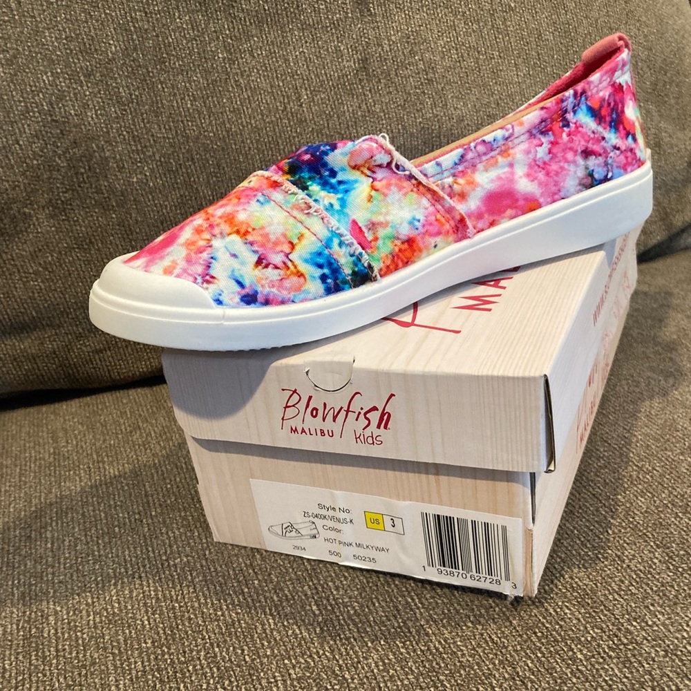 Girls shoes hot pink milky way NWT